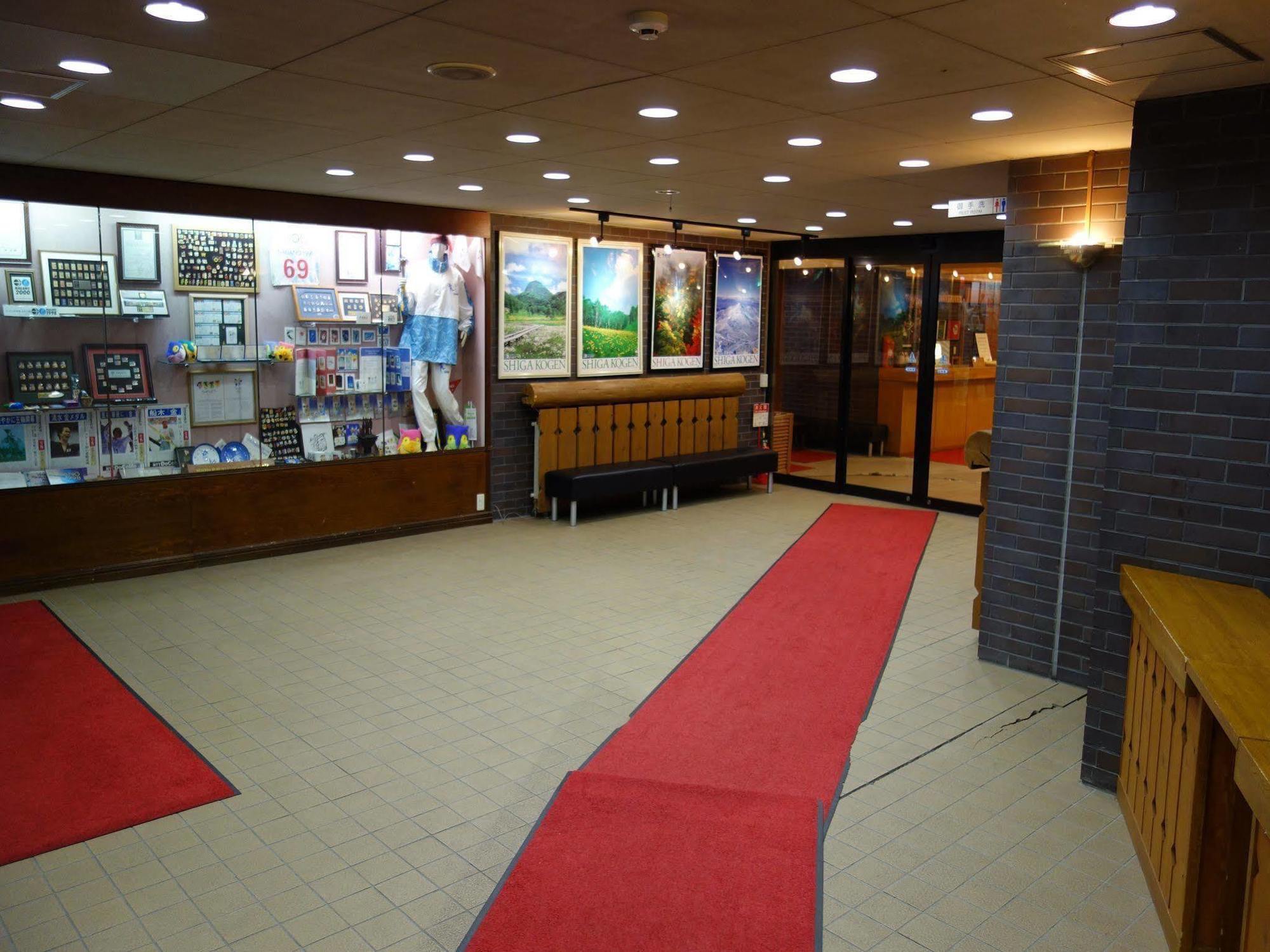 Shigaichii Hotel Яманоуті Екстер'єр фото